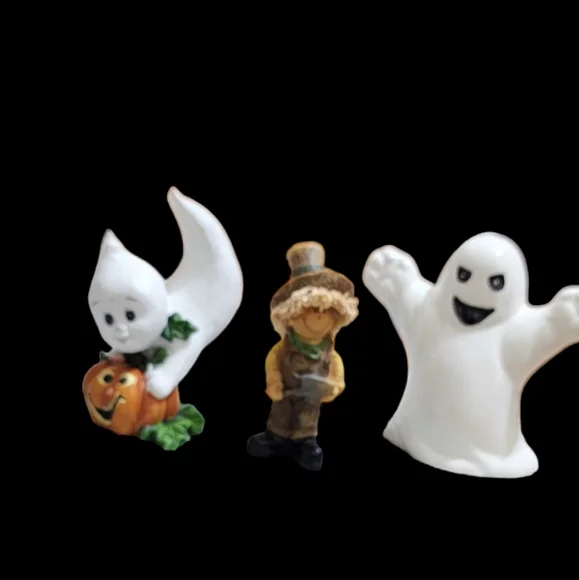 Three little vintage ceramic Halloween decor two ghosts and one scarecrow - Picture 2 of 7